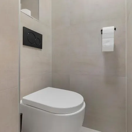 דירה Sofia - With Parking ברטיסלאבה